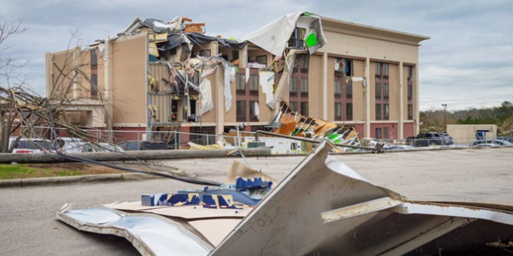 Top 5 costliest tornadoes by property damage