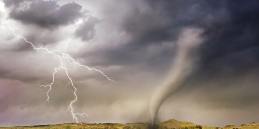 Deadly tornadoes hit Texas and Oklahoma